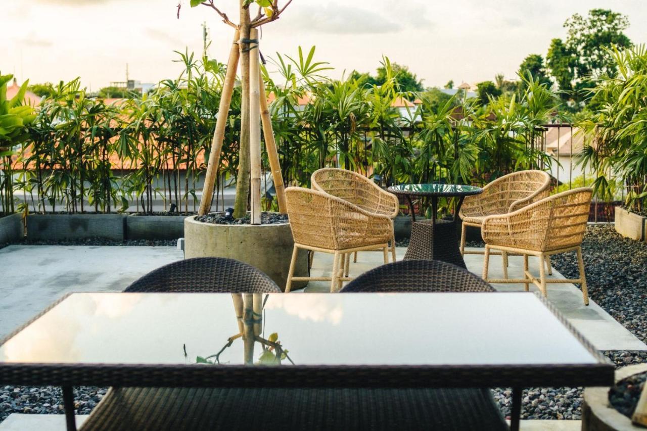 Tanaga Coliving Hotel Seminyak  Ngoại thất bức ảnh