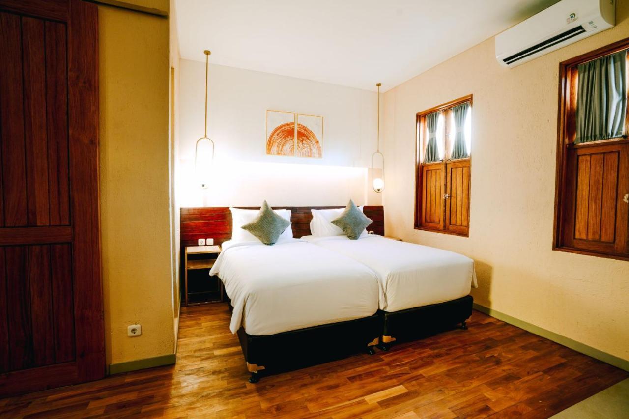 Tanaga Coliving Hotel Seminyak  Ngoại thất bức ảnh