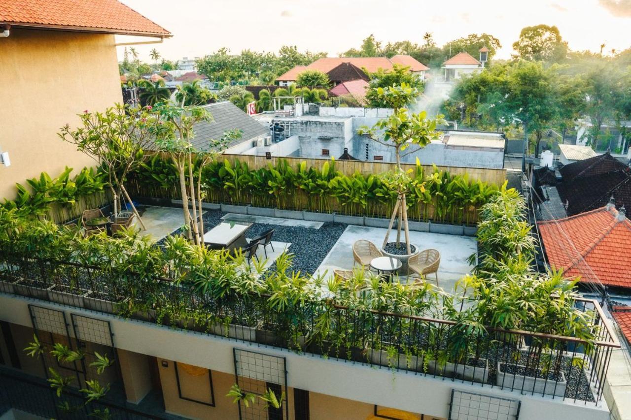 Tanaga Coliving Hotel Seminyak  Ngoại thất bức ảnh