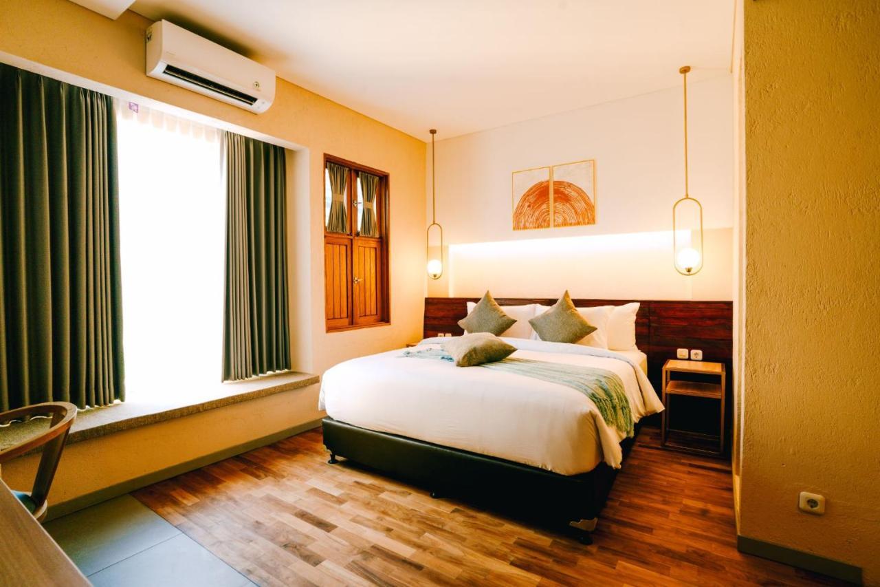 Tanaga Coliving Hotel Seminyak  Ngoại thất bức ảnh