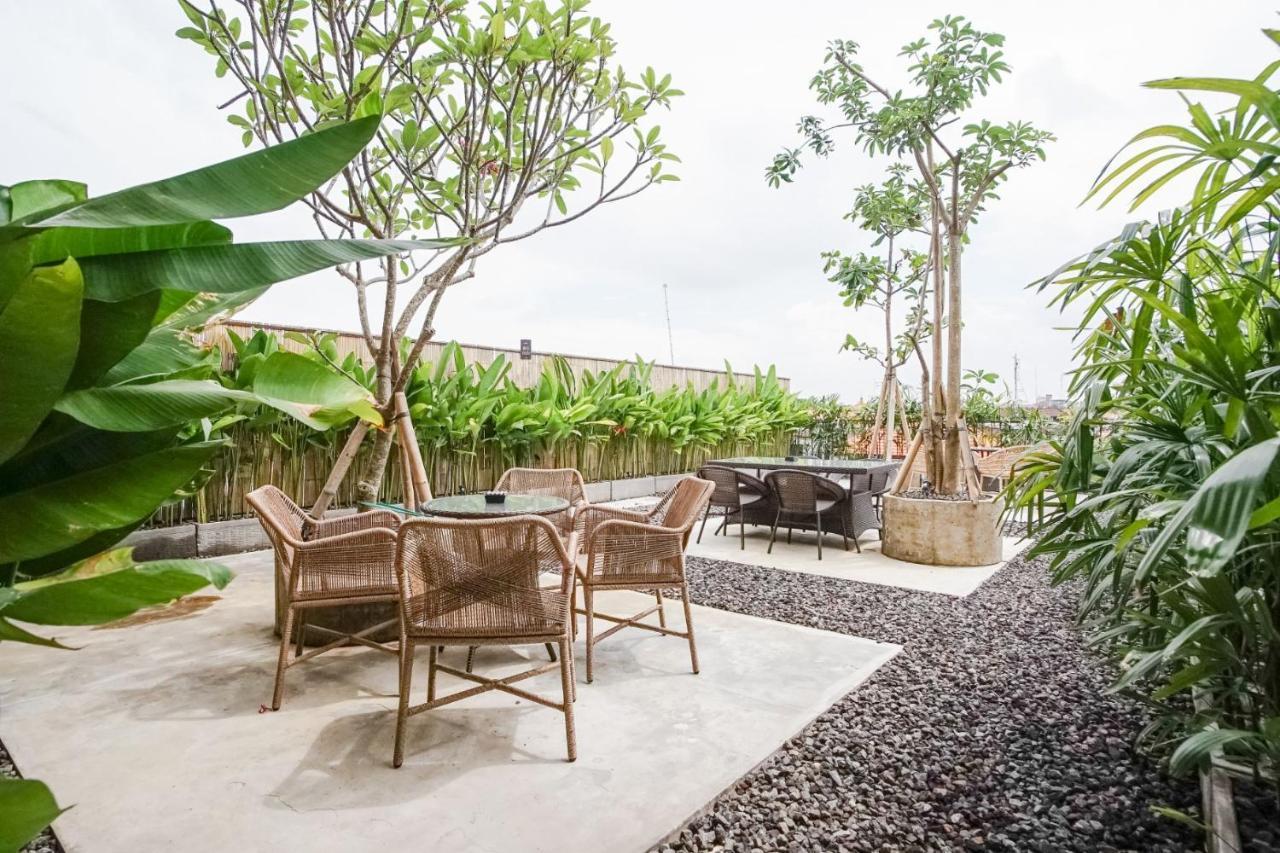Tanaga Coliving Hotel Seminyak  Ngoại thất bức ảnh