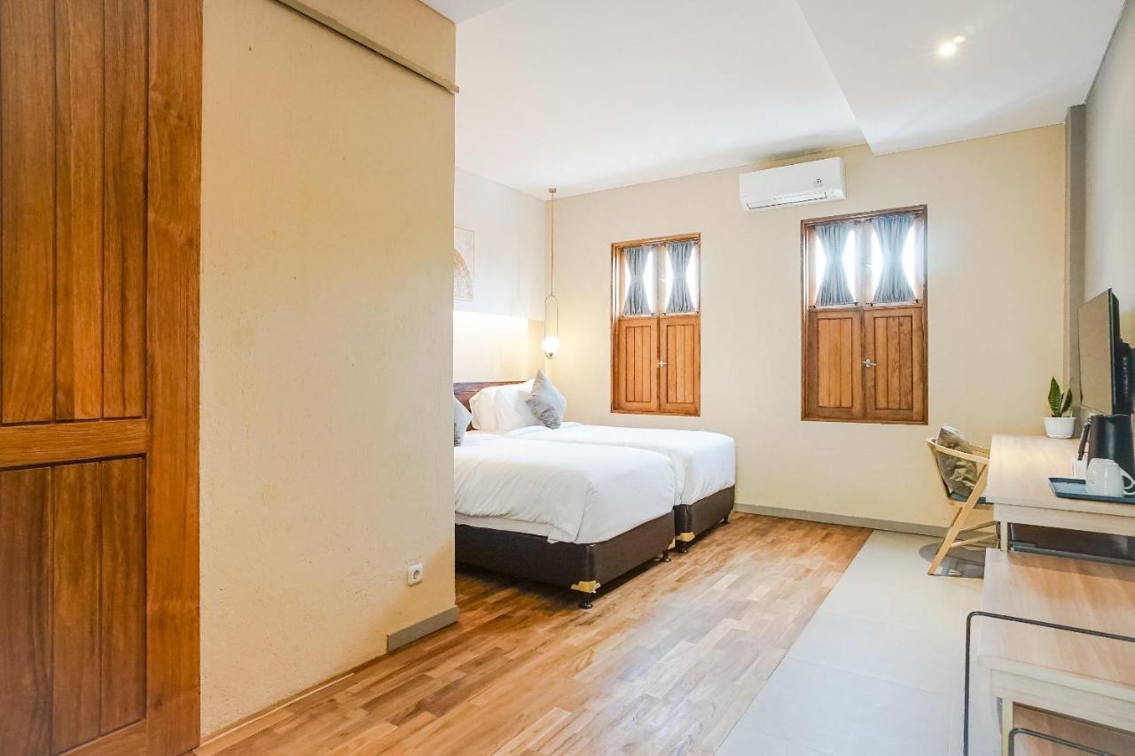 Tanaga Coliving Hotel Seminyak  Ngoại thất bức ảnh