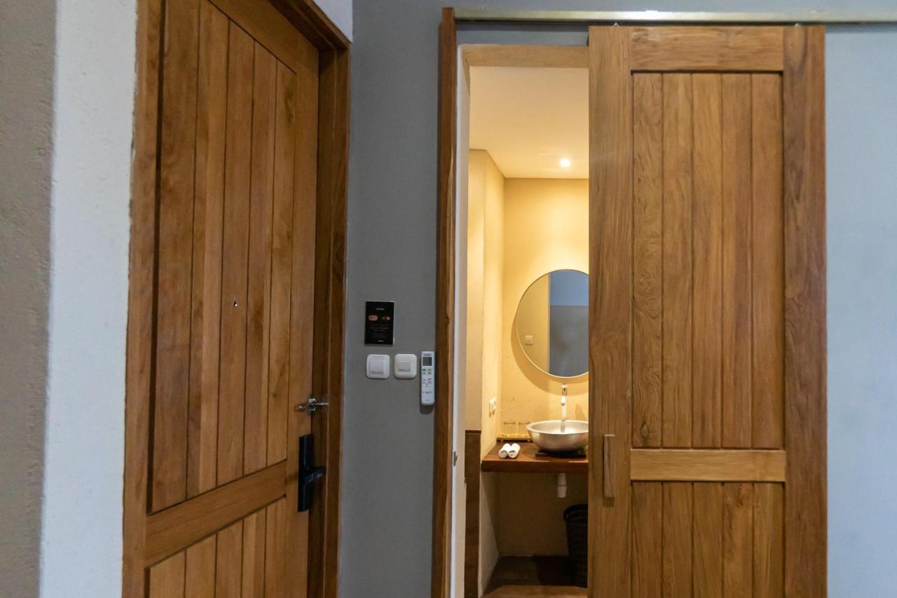 Tanaga Coliving Hotel Seminyak  Ngoại thất bức ảnh