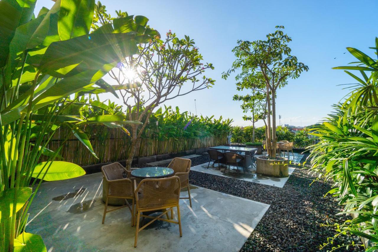 Tanaga Coliving Hotel Seminyak  Ngoại thất bức ảnh