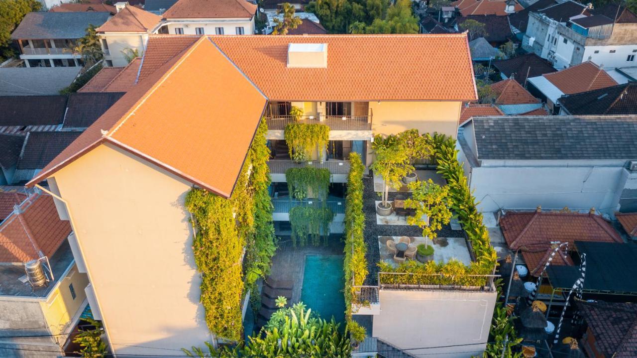 Tanaga Coliving Hotel Seminyak  Ngoại thất bức ảnh