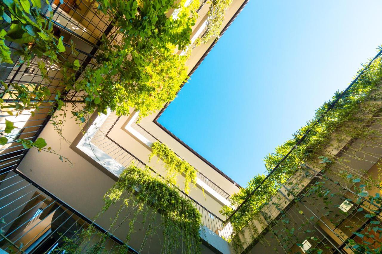 Tanaga Coliving Hotel Seminyak  Ngoại thất bức ảnh
